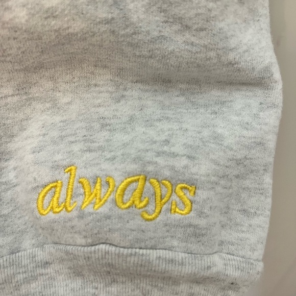 Mayfair Group gray empathy sweatshirt cozy - Picture 5 of 10